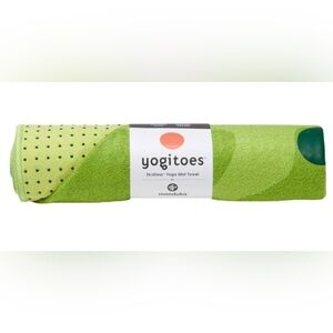 Manduka Yogi Toe Non Skid Yoga Mat Towel NWT Color: Forrest